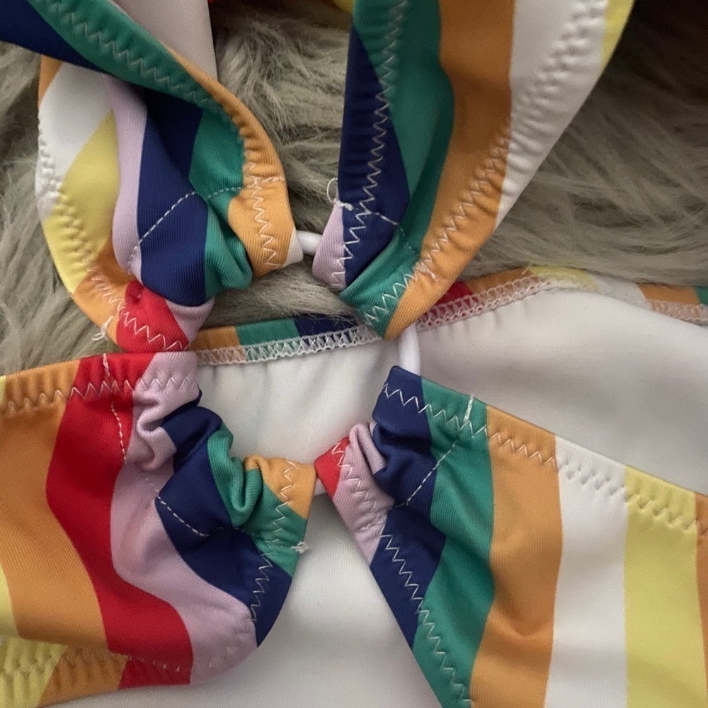 KENDALL & KYLIE multi colored swimsuit - Picture 4 of 6